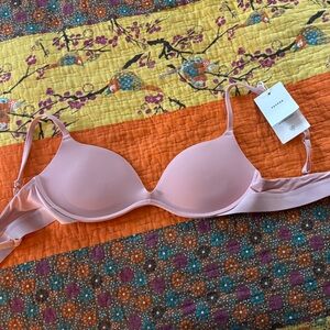 NWT PEPPER  soft Pink Zero G Wire free Lift Up Bra